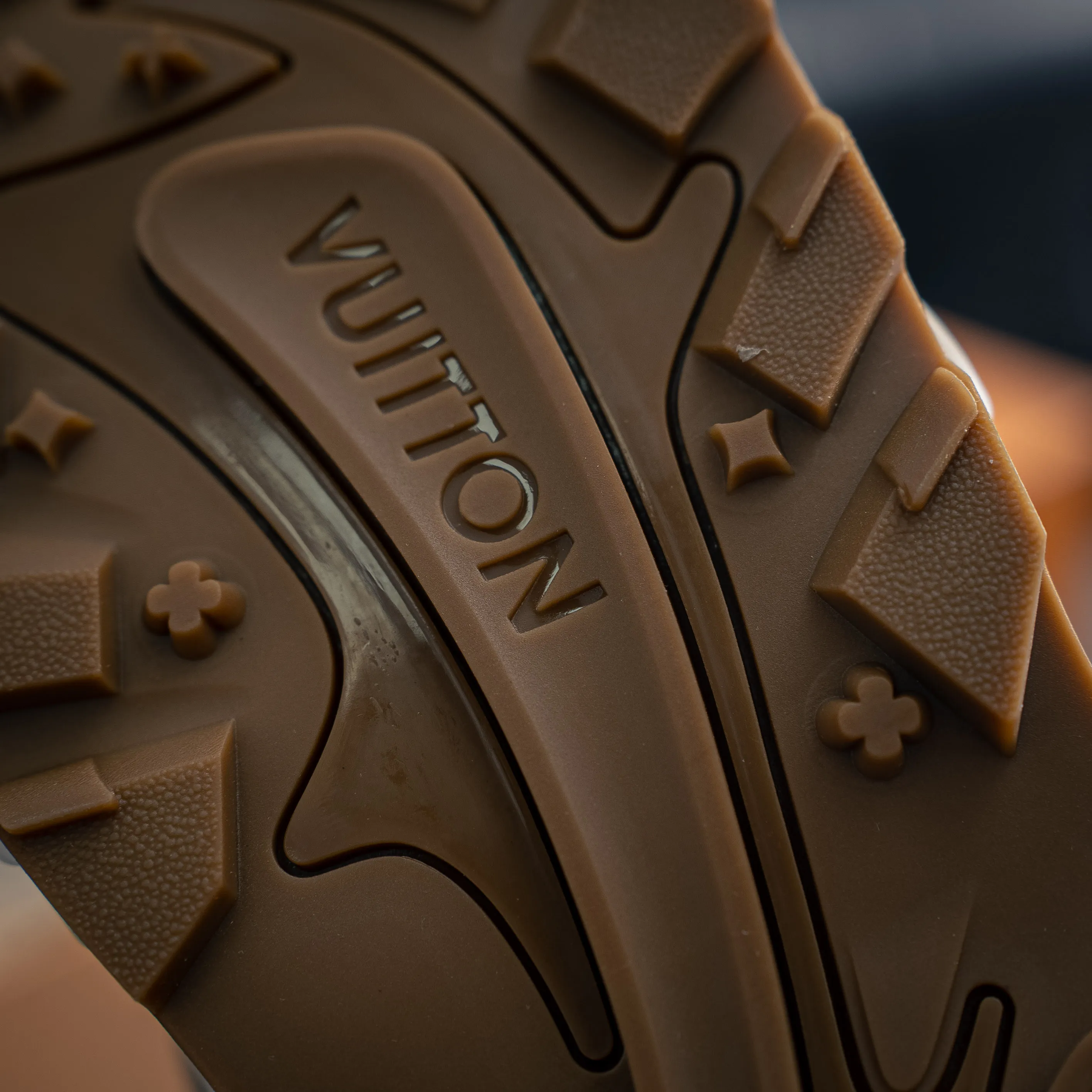 # Lv Tatic Runner Tatic Runner Series Platform Sole Chunky Sneakers， Retro Shoes ， 。Shoes ， "VUITTON